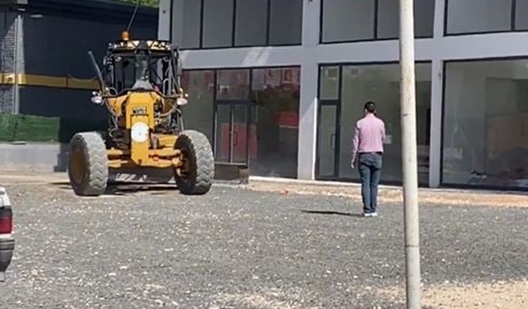 Yeniden Refahlı Başkan belediye araçlarını evi için mi çalıştırdı?