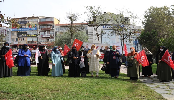 Yeniden Refahlı bayanlardan dikkat çeken açıklamalar