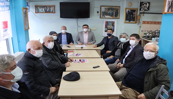 Yıldızlı, Karamürsel’de eski başkanlarla bir araya geldi