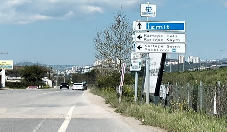 Yine Kartepe, yine yön tabelaları
