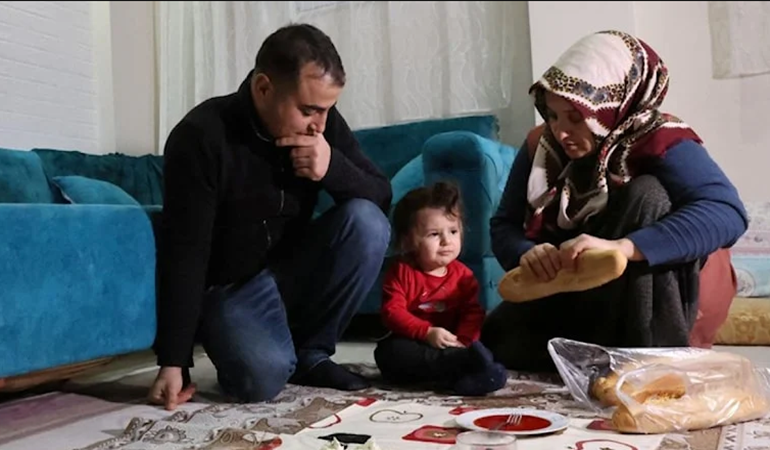 Yoksulluk tavan yaptı