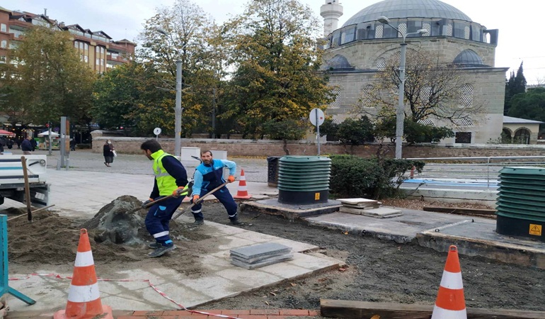 Yol Bakım Timiyle kaldırımlar daha güvenli