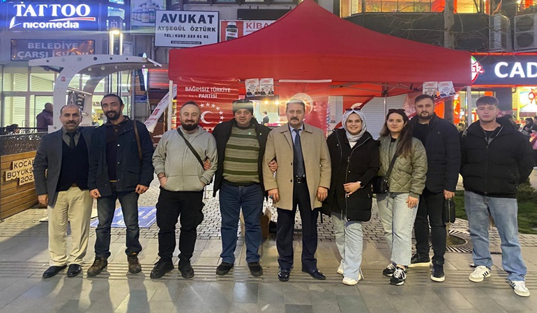 Yürüyüş Yolu’nda iki aday