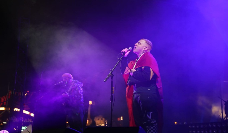 Yüz bin genç 19 Mayıs coşkusunu Athena ile yaşadı