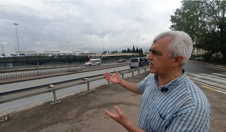 Yüzlerce sıfır  km araç Kocaeli’de bir otoparka neden istiflendi?