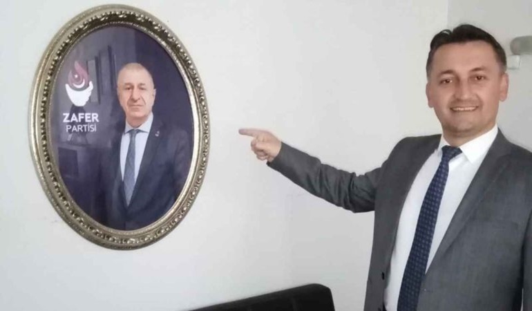 Zafer Partisi’nde Mümin Kozan adaylıktan çekildi, siyaseti bıraktı