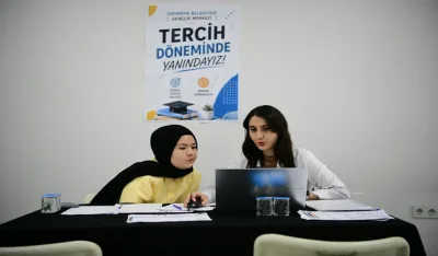 Çayırova Belediyesi üniversite hayali kuran gençlerin yanında